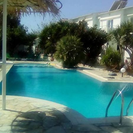 Sea Shell Apartments Pirgos Psilonerou المظهر الخارجي الصورة