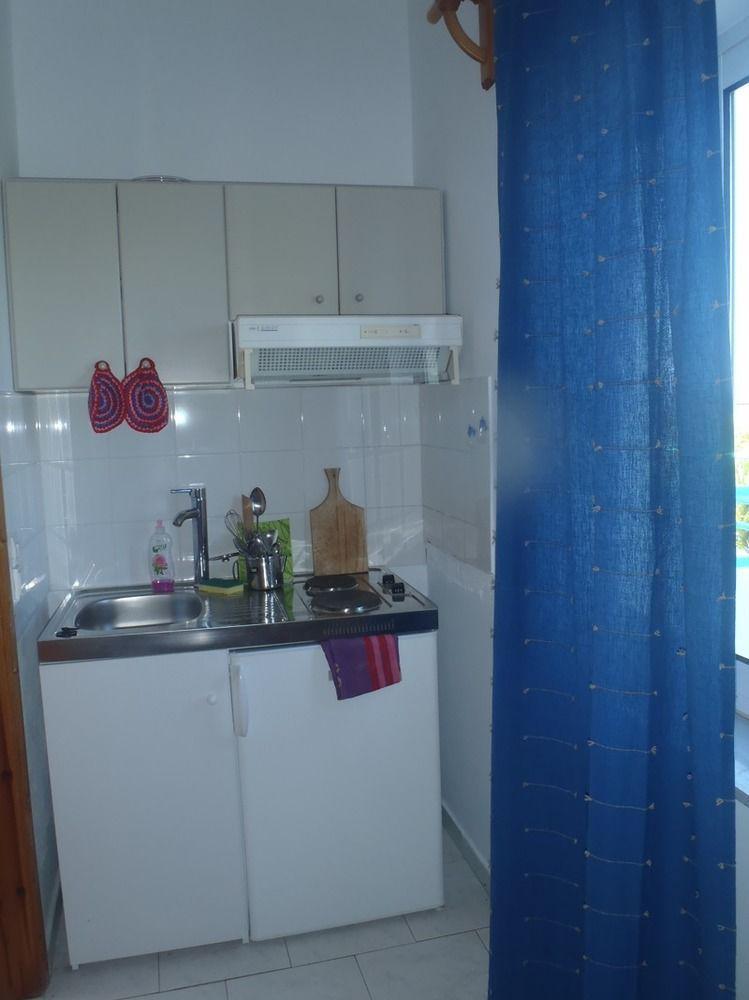 Sea Shell Apartments Pirgos Psilonerou المظهر الخارجي الصورة